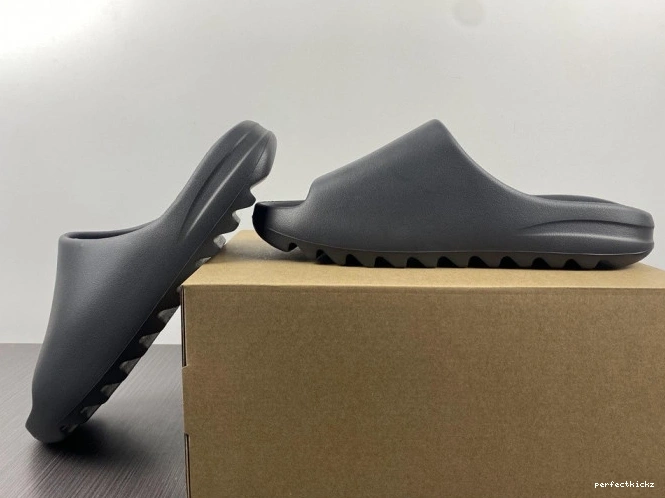 Yeezy Onyx Adidas HQ6448 Slide 0729